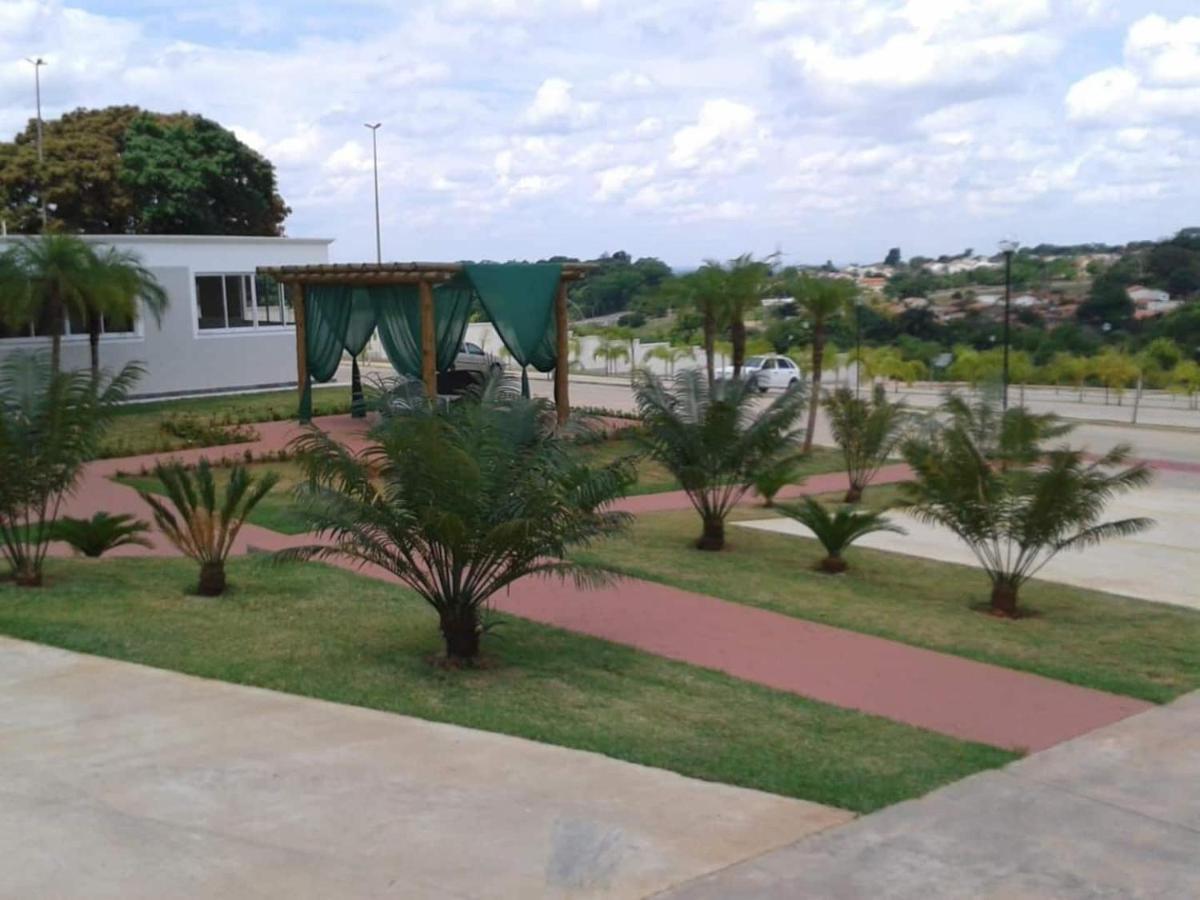Ap Rose 2 Qt Gc -Goiania Unip Fasan Bc De Olhos Br 153 Apartment Ngoại thất bức ảnh
